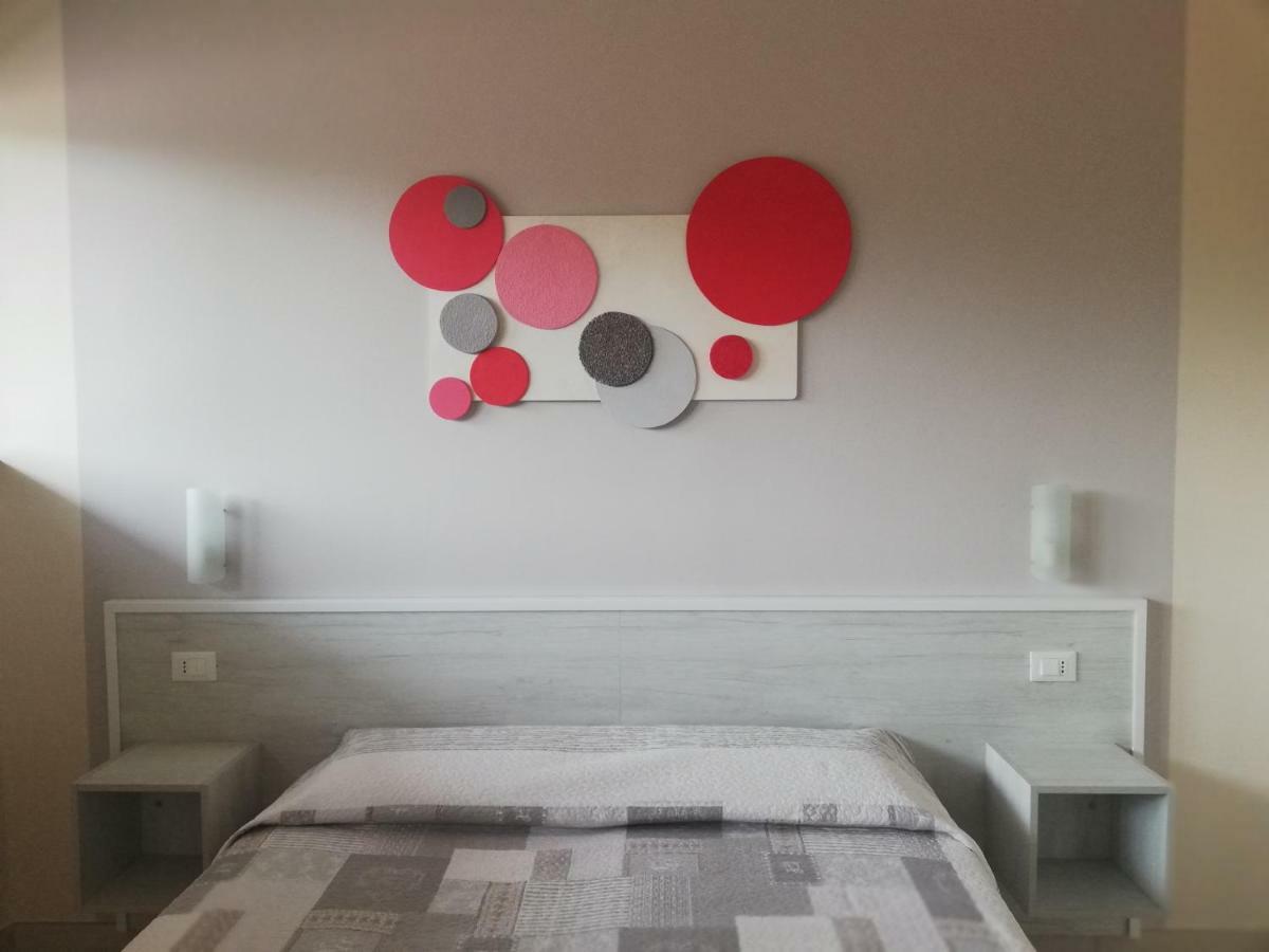 Appartamenti Residence Tulipano Σιρμιόνε Εξωτερικό φωτογραφία