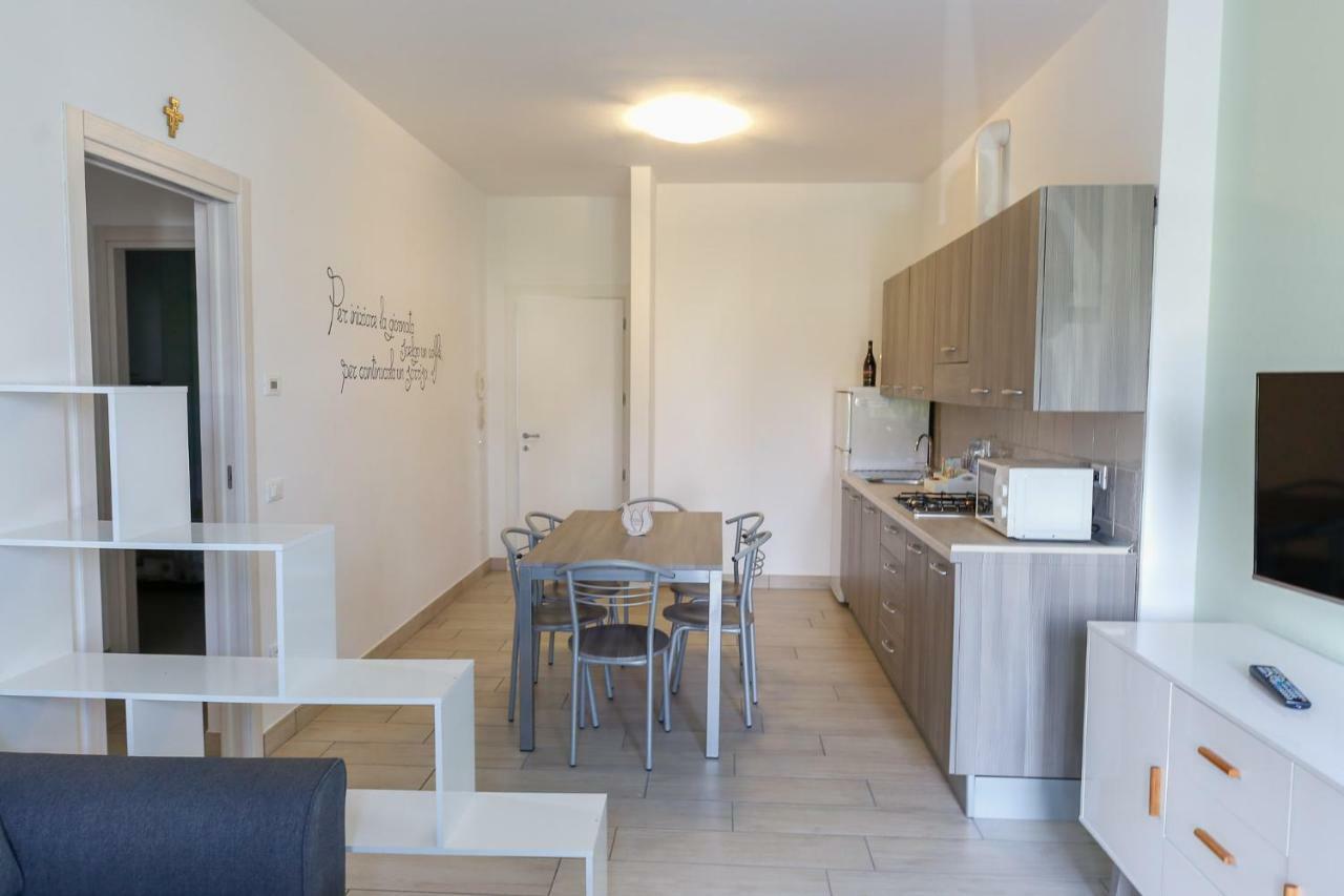 Appartamenti Residence Tulipano Σιρμιόνε Εξωτερικό φωτογραφία