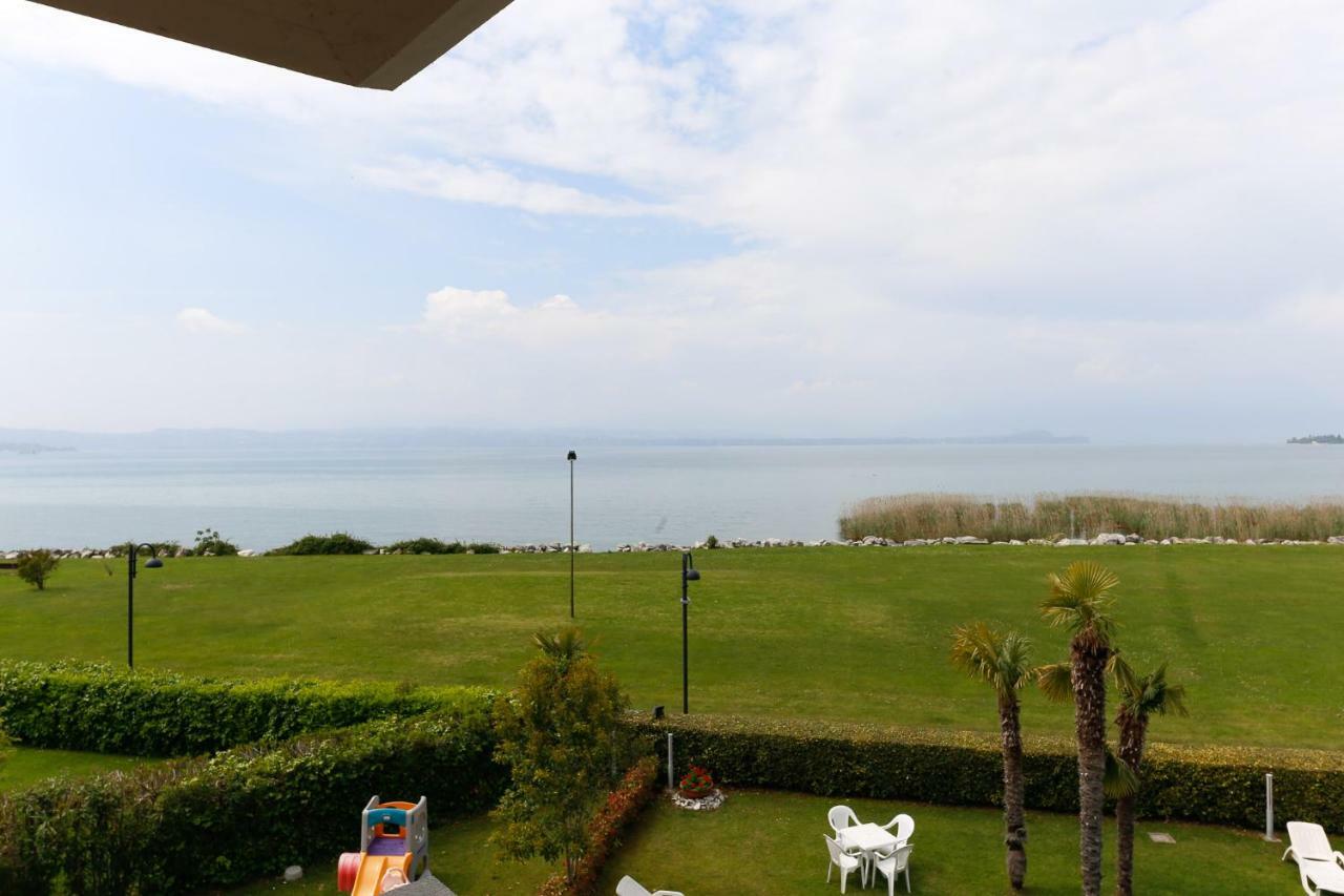 Appartamenti Residence Tulipano Σιρμιόνε Εξωτερικό φωτογραφία