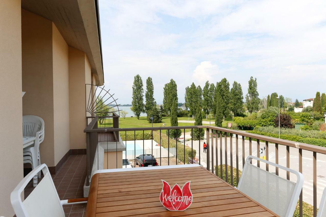 Appartamenti Residence Tulipano Σιρμιόνε Εξωτερικό φωτογραφία